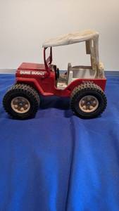 lot 9327 image: Tonka dune buggy with top