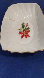 lot 9431 image: five little pictures and a fine bone china bowl