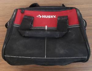 lot 786135 image: Husky Tool Bag (11in X 9in)