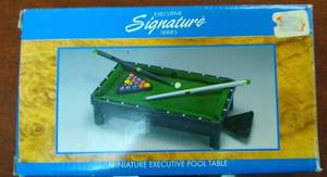 lot 786180 image: Executive Signature Series Mini Pool Table Style 6 Pocket Green Felt Top