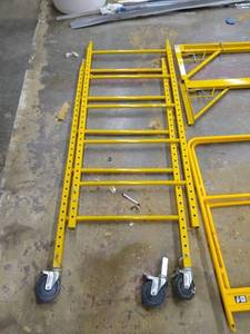 lot 786215 image: Pro Series Pro Series 6 Ft. Multi-Purpose Scaffold with 1000 Lb. Capacity (missing wheel) of