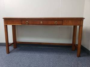 lot 7861016 image: Entry Way Table (15in X 56in X 27in)