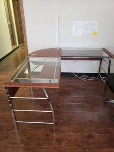 lot 386312 image: L Shaped Office Desk