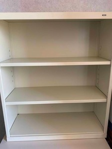 lot 2774 image: Office metal book shelf
