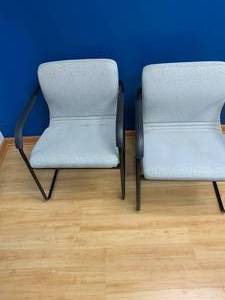 lot 2784 image: Set of light gray office chairs