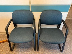 lot 2802 image: Office Chairs