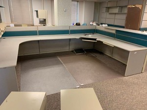lot 2803 image: Large Teknion U shaped office work station