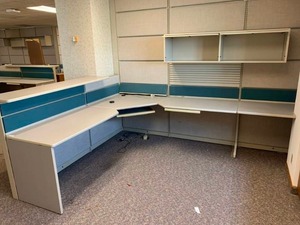 lot 2807 image: Teknion L shaped office desk with overheads