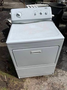 lot 2852 image: Kenmore Elite clothes dryer