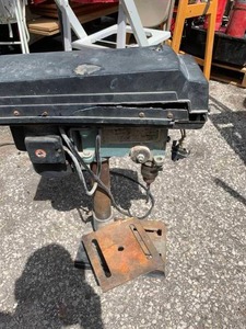 lot 2901 image: Delta 8 drill press