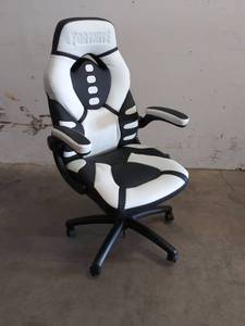 lot 3301 image: Fortnite Skull Trooper Gaming Chair - Respawn by OFM Reclining Ergonomic Chair (Model  TROOPER-01)