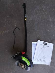 lot 4010 image: Greenworks 7.5 Blade - Edger Attachment