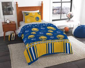 lot 10902 image: NBA Golden State Warriors Twin Bed In Bag Set