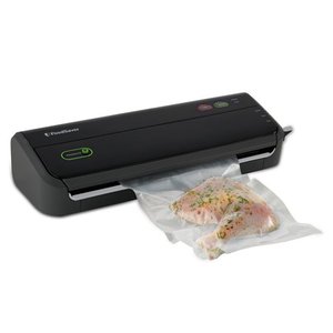 lot 398 image: FoodSaver FM2000 Vacuum Sealer Starter System with Bags