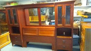 lot 504 image: Mirrored Lighted Headboard Cabinet