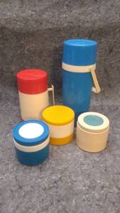 lot 7233 image: Vintage Thermoses and Food Containers