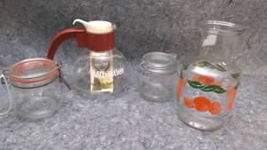 lot 7258 image: Vintage Glass Kitchenware Lot