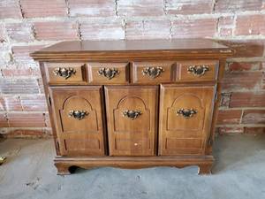 lot 21 image: Project Piece Buffet