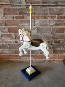 lot 22 image: Vintage Wooden Horse