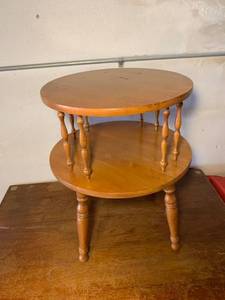 lot 1046 image: Round Wood Two Tier End Table