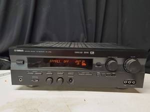 lot 2012 image: Yamaha RX-V496 Natural Sound AV Reciever