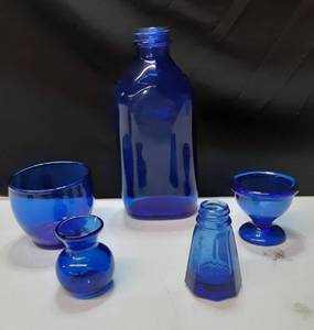 lot 3210 image: Cobalt Blue Glass Bottle, Vases, Bowl, Dish, Eyewash
