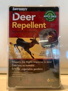 lot 6877 image: Sweeneys Deer Repellent Location Shelf E