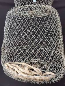 lot 6903 image: Fish Wired Basket with Bracket and Rope