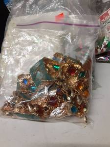 lot 8300 image: Lot of 5 Bags of Sewing Supplies and Sequin
