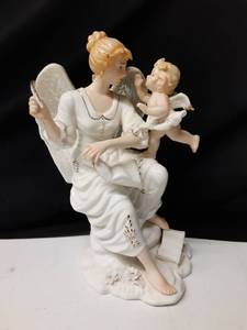 lot 8306 image: Porcelain Angel with Cherub