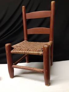 lot 8315 image: Small Wooden Doll Chair with Wooven Seat