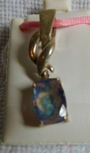 lot 5045 image: Purple & Pink Quartz Pendant