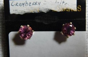 lot 5069 image: Cranberry Zandrite Earrings