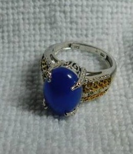 lot 5037 image: Blue Jade & Diamond