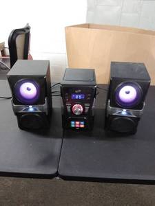 lot 1610 image: Oliver CD player set
