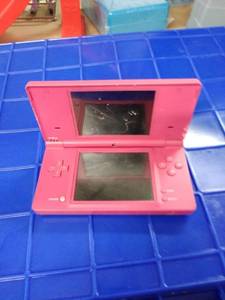 lot 1645 image: Nintendo DS game system pink no cord