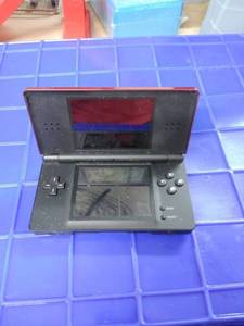 lot 1648 image: Nintendo DS lite game system red no cord