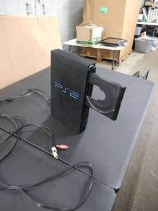 lot 1660 image: Sony PS2 game system with cords