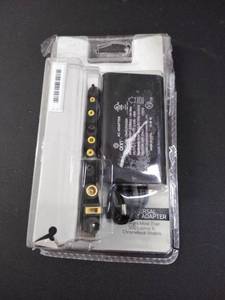 lot 1685 image: universal 45 watt adapters