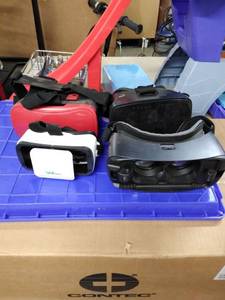 lot 1745 image: virtual headsets 4 pc