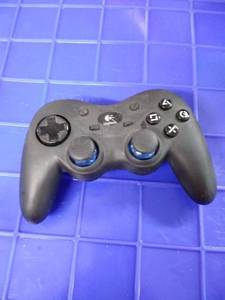 lot 1769 image: Logitech controller black no cord