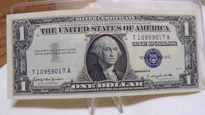 lot 7088 image: 1957 B $1 SILVER CERTIFICATE - VERY NICE CONDITION
