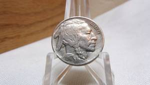 lot 7094 image: 1917 BUFFALO NICKEL - VF