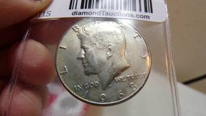 lot 7134 image: 2 - 40% SILVER KENNEDY HALF DOLLARS - 1968, 1965