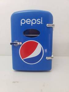 lot 76252 image: Pepsi Portable 6-can Mini Fridge