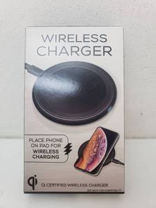 lot 76253 image: Wireless Charger For Qi-enabled Devices Model 5wch001