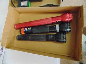 lot 1207 image: 3 MagLite Flashlights