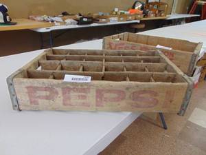 lot 1232 image: Wooden Pepsi Crate