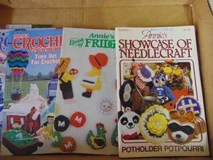 lot 1257 image: Assorted Showcase of needlecraft magazines