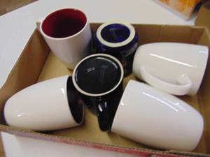lot 1263 image: Assorted Kitchenware -